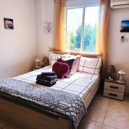 Stop! Take A Look - 1 Bed Appt In Oroklini! *