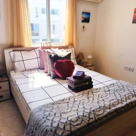 Stop! Take A Look - 1 Bed Appt In Oroklini! Apartment